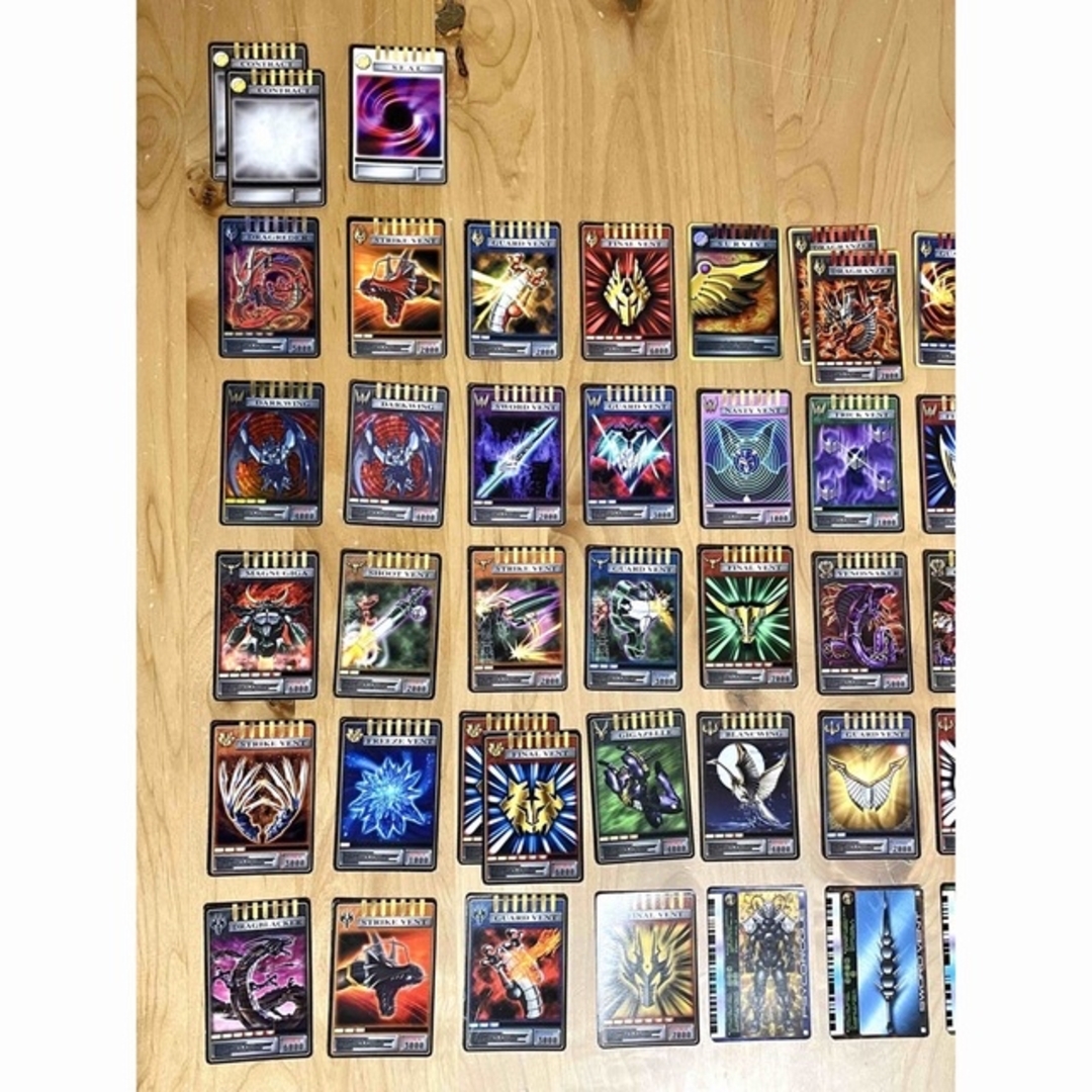 BANDAI - カードダス100 仮面ライダー龍騎 アドベントカードTV Edition