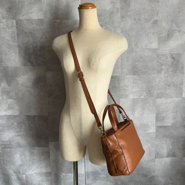 Dakota - ダコタ 2way キューブ ショルダーバッグ ロゴ 型押し レザー