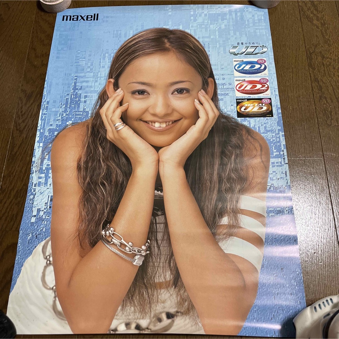 激レア》安室奈美恵 UD ポスターの通販 by yara's shop｜ラクマ