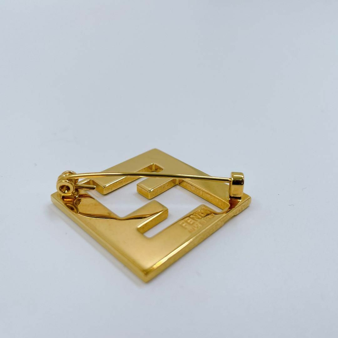 FENDI - 【正規品美品】 フェンディ フォーエバー ブローチ ブラック