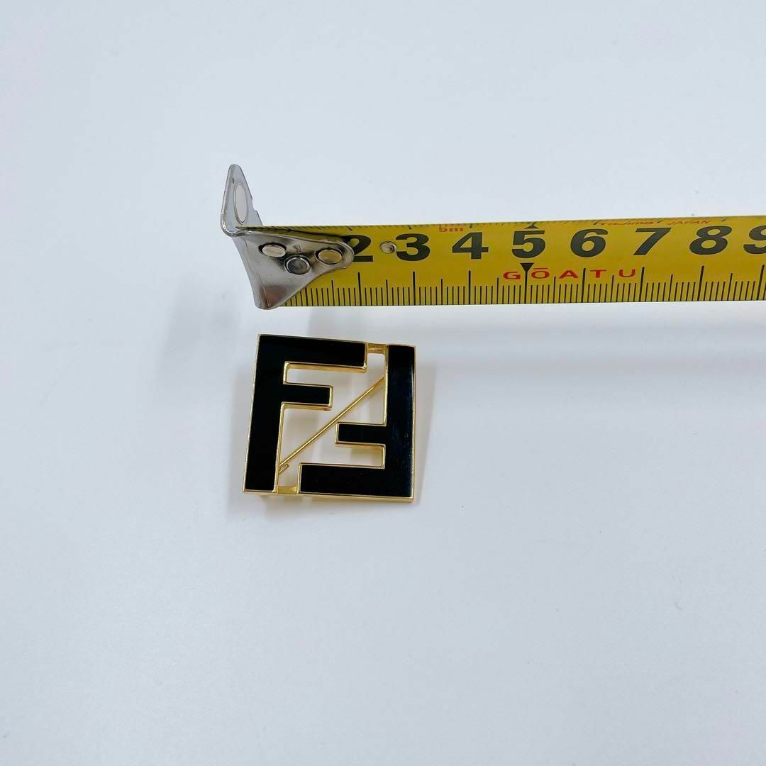 FENDI - 【正規品美品】 フェンディ フォーエバー ブローチ ブラック