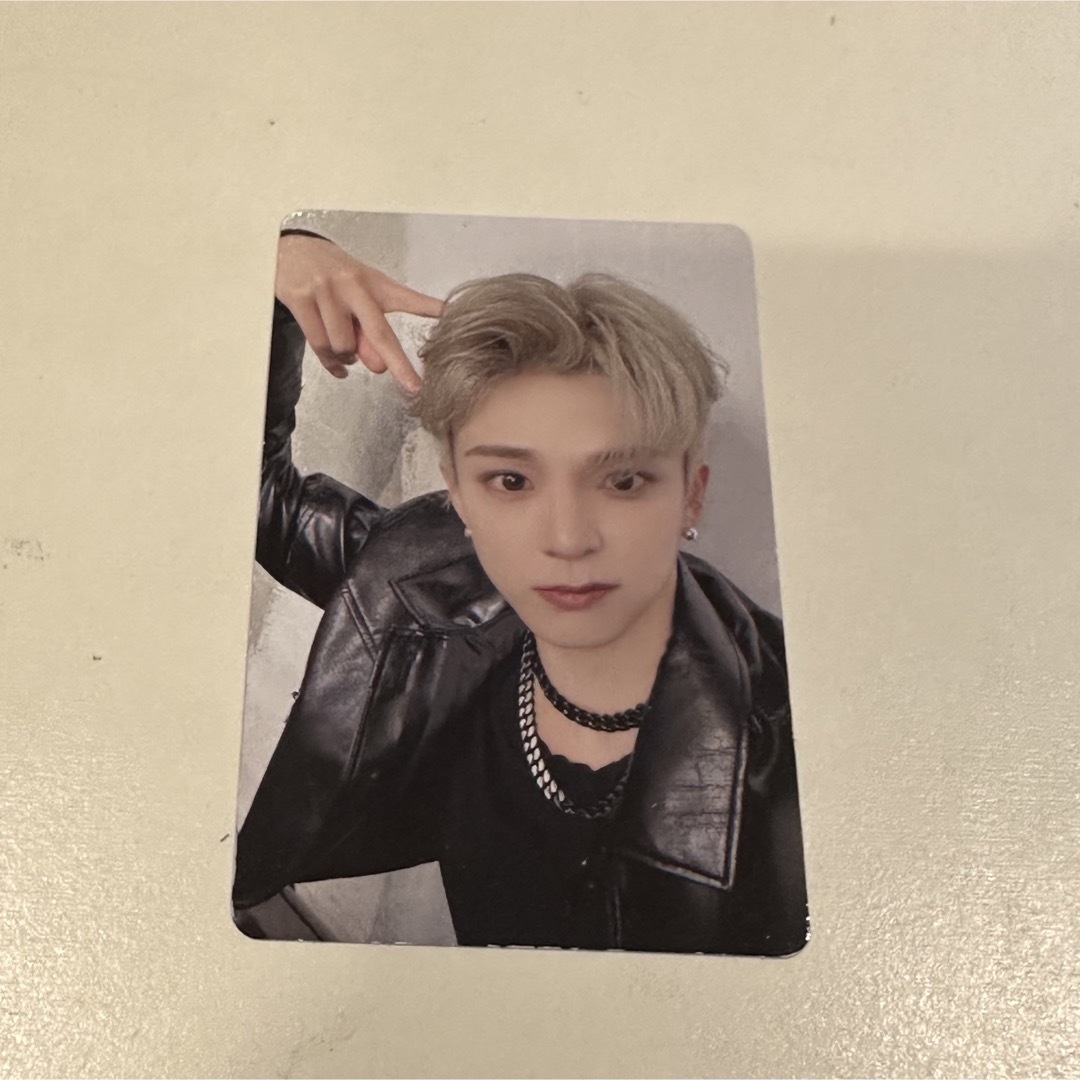 treasure reboot アサヒ トレカの通販 by A's shop｜ラクマ