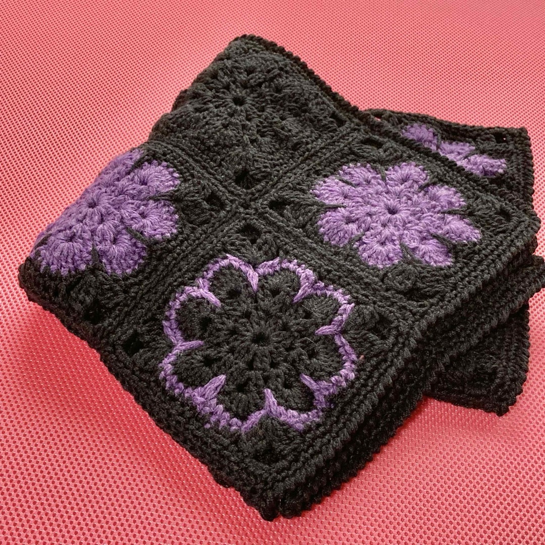 アフリカンフラワー☆ブランケット・マルチカバー（黒×紫