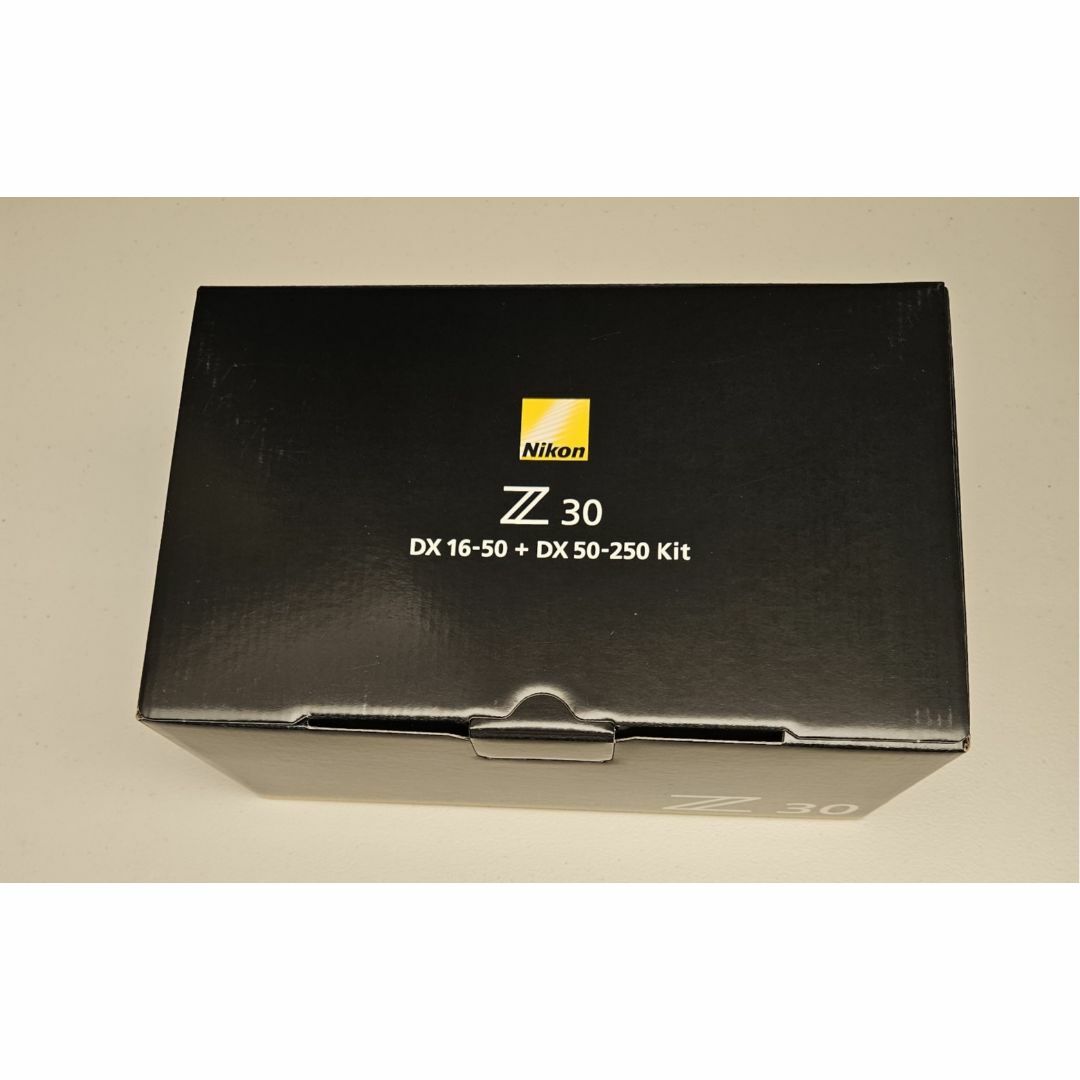 Nikon - ［新品・未使用］Nikon ニコン ミラーレス一眼 Z30 ダブル