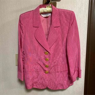 Yves Saint Laurent（テーラードジャケット）のフリマアイテム一覧