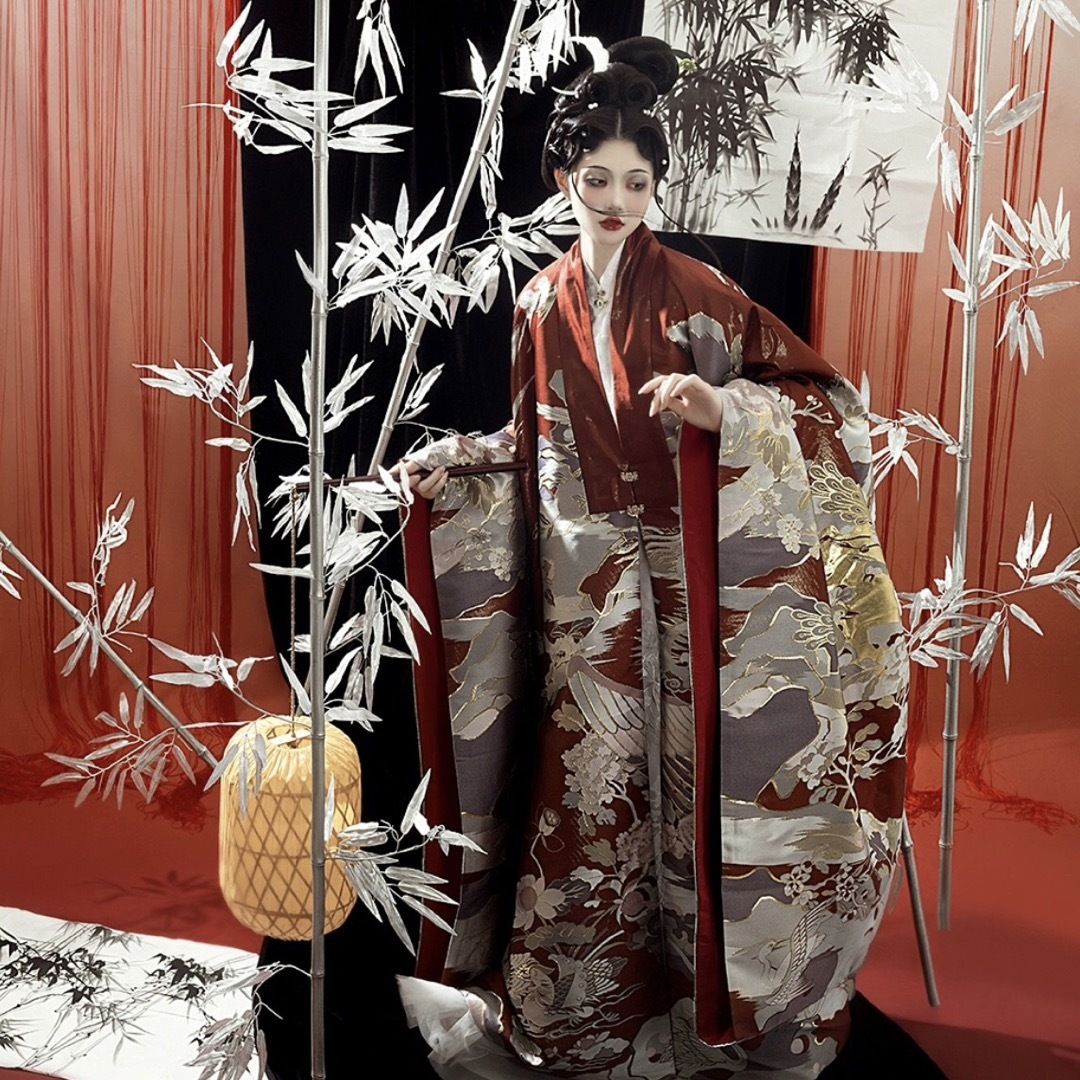 ふりふ - 百鳥朝鳳披風 白赤金色ロングアウター 中国伝統衣装 織錦