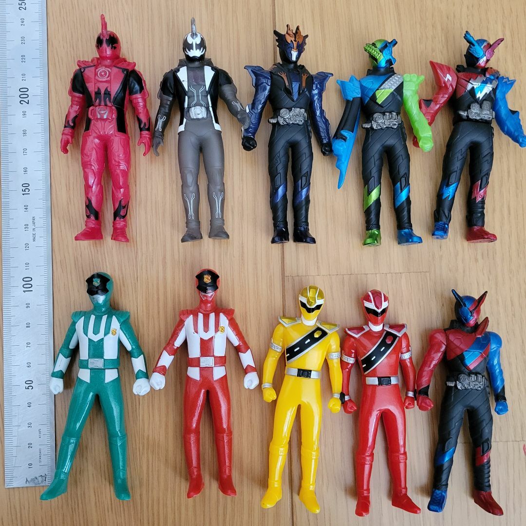 BANDAI - 仮面ライダー 戦隊 フィギュア ソフビ 食玩の通販 by あんず