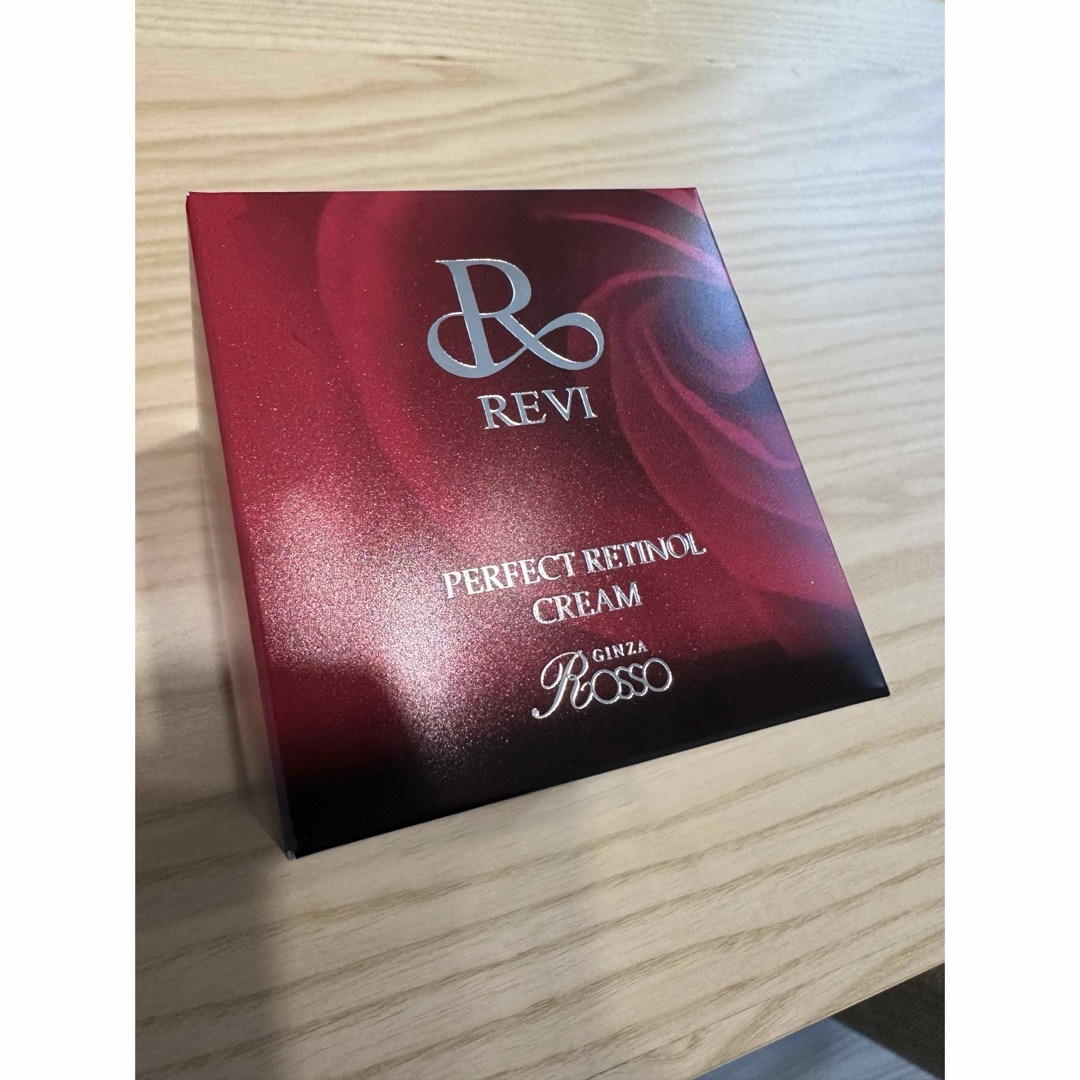 新品未使用】REVIパーフェクトレチノールクリームの通販 by M's shop