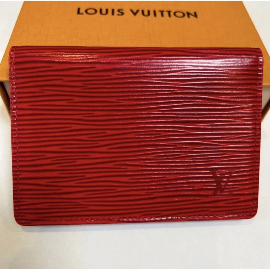LOUIS VUITTON - LOUIS VUITTON エピ パスケースルイヴィトンの通販 by