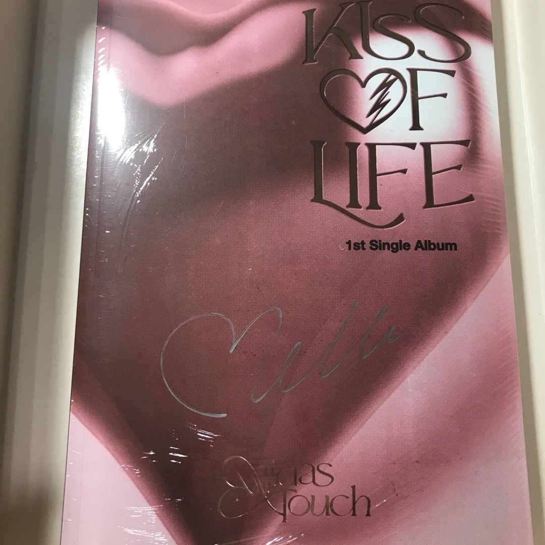 KISS OF LIFE ベル サイン入りアルバムの通販 by よう｜ラクマ