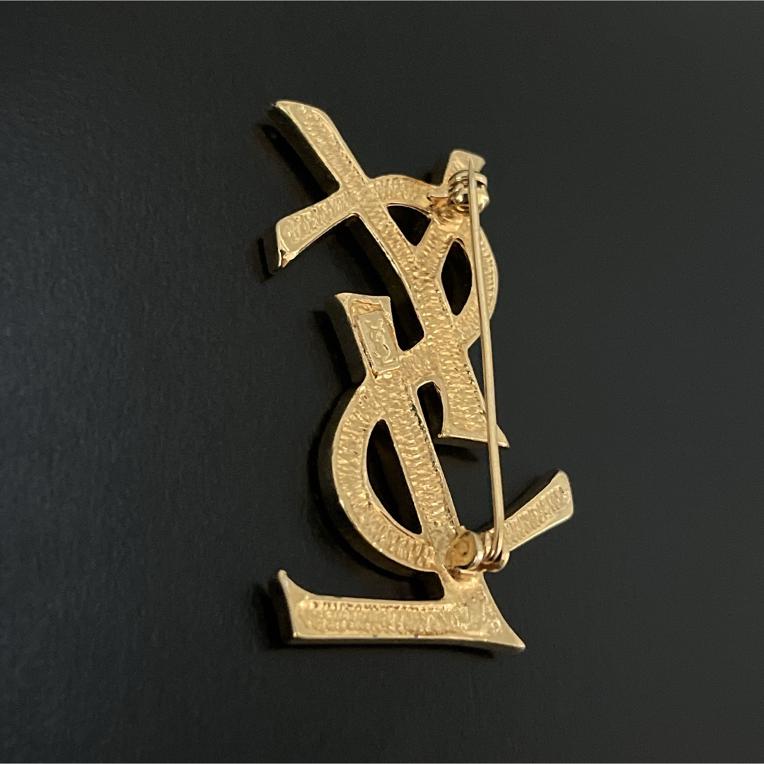 Yves Saint Laurent - 確実正規品 イヴサンローラン ブローチ ライン