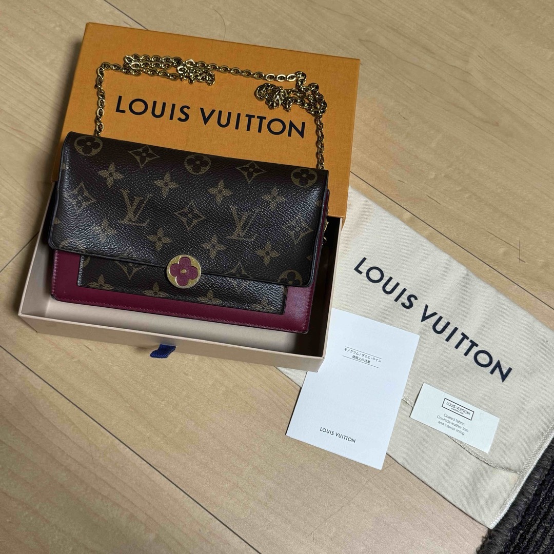 LOUIS VUITTON - ルイヴィトン チェーンウォレット モノグラム