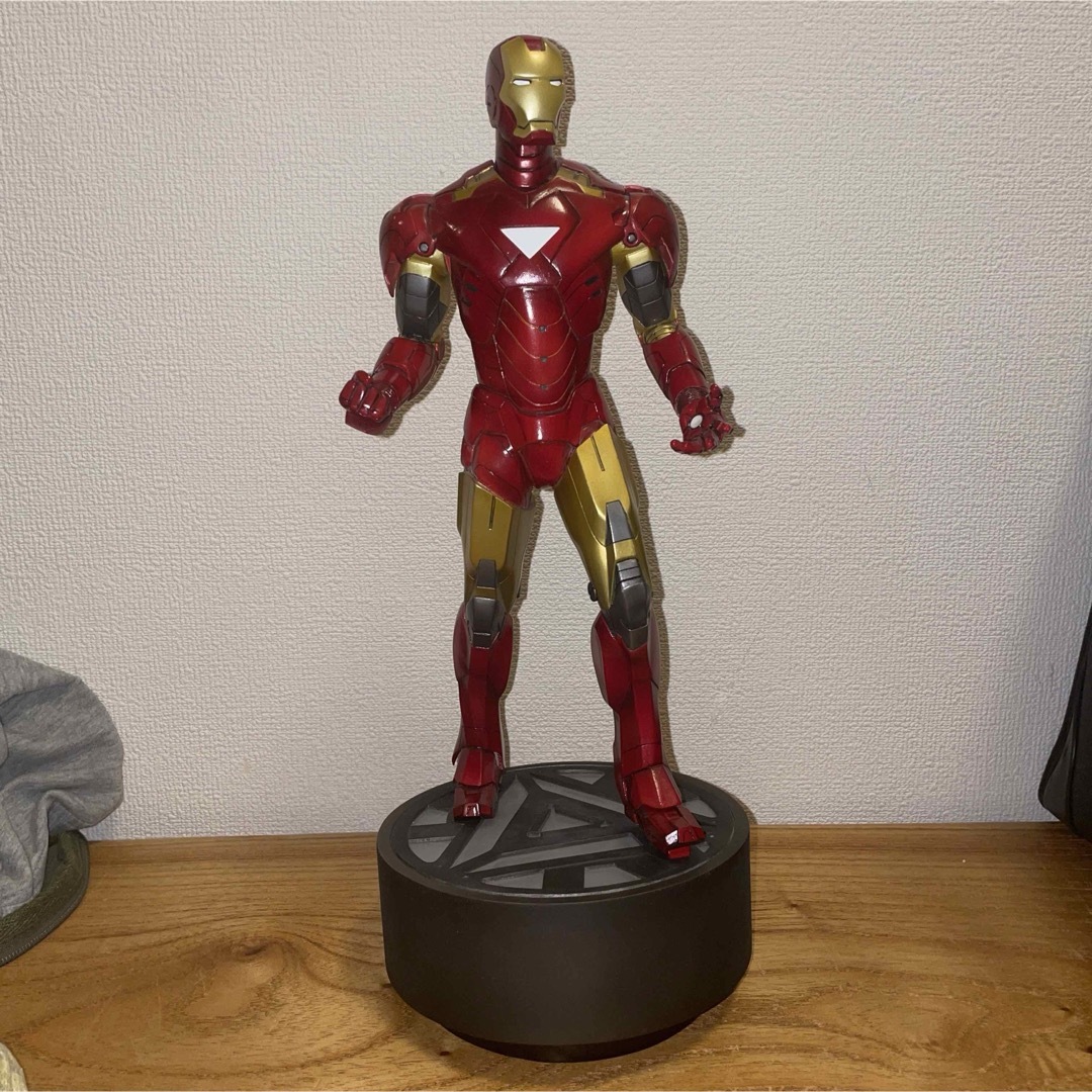 2500体限定 ムービーファインアートスタチュー アイアンマンMARK VIの