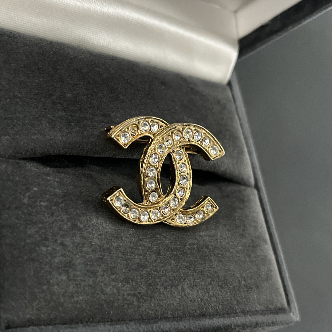 CHANEL - オールド CHANEL シャネル ブローチ ココマーク ライン