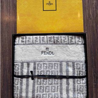FENDI（毛布）のフリマアイテム一覧