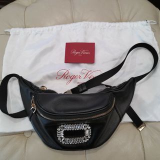 ROGER VIVIER（ボディバッグ/ウエストポーチ）のフリマアイテム一覧