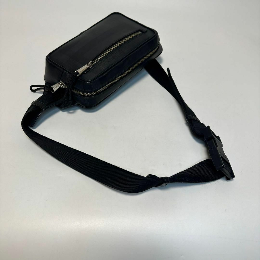 m92【未使用級】バーバリー ロンドンチェック PVC ボディバッグ ショルダー