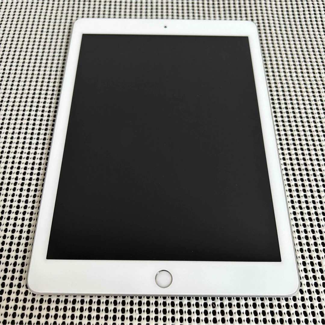 9352 電池良好 iPad6 第6世代 32GB WIFIモデル 【公式通販】
