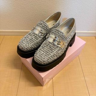 DIANA（厚底 ・ ローファー/革靴）のフリマアイテム一覧