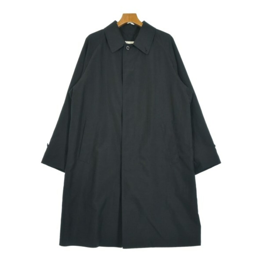 エルメスを象徴するレザーを筆頭に、異素材使いが冴える──特集：