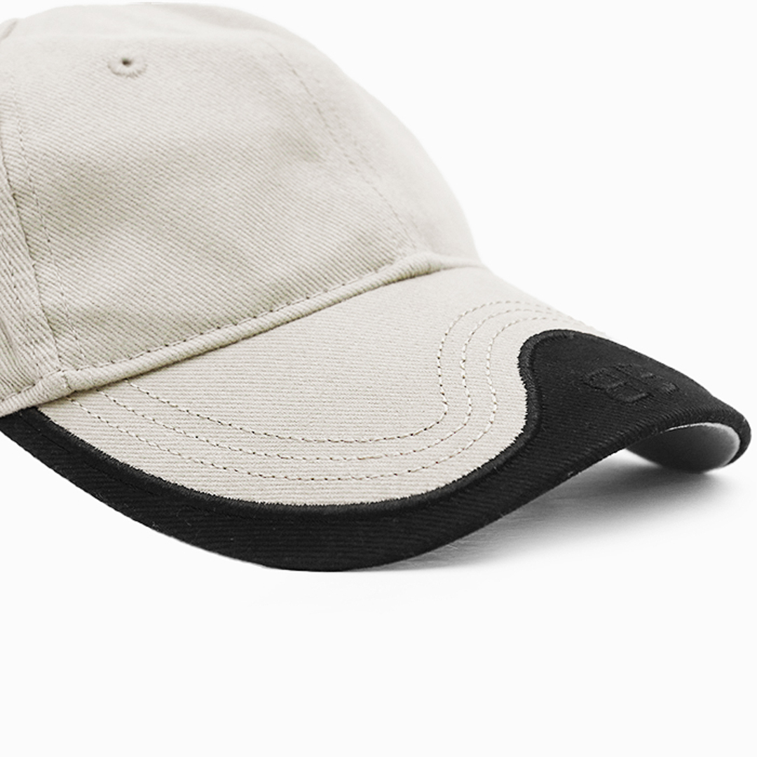 BALENCIAGA - 【極美品】BALENCIAGA バレンシアガ キャップ コットン