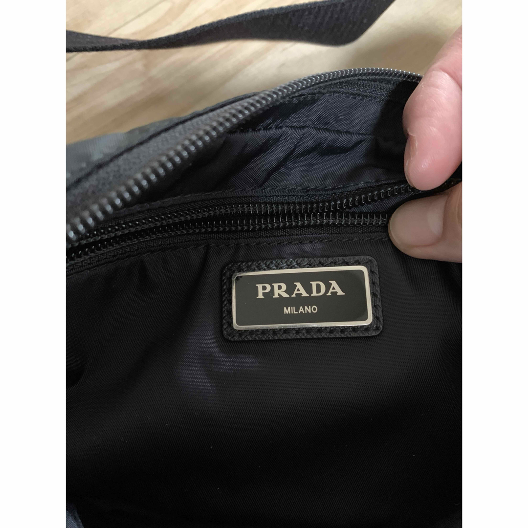 PRADA - 美品✨ PRADA ボディバッグ ウエストバッグ ナイロン 三角ロゴ