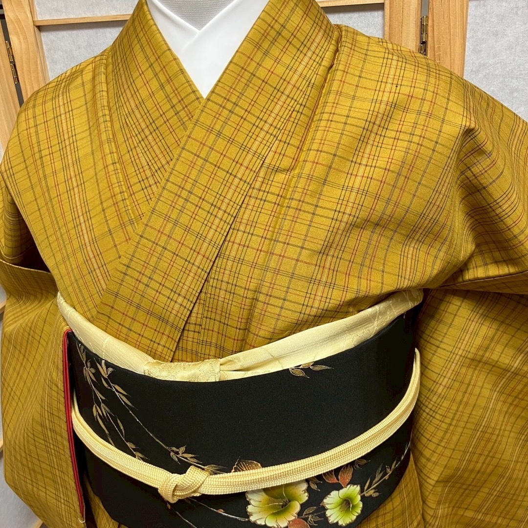 4376］黄八丈 紬 美品 未使用 格子縞 しつけ付 逸品 正絹 着物 袷