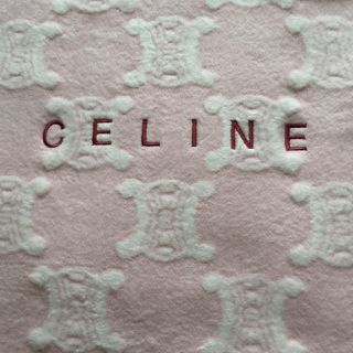 CELINE（毛布 ・ ピンク/桃色系）のフリマアイテム一覧