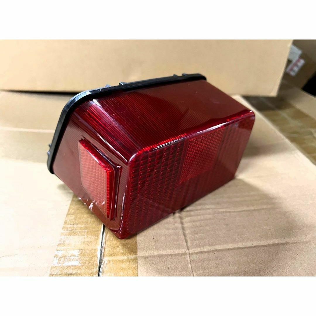 XJ400 テールランプ 赤の通販 by バイク大好きっこ shop｜ラクマ