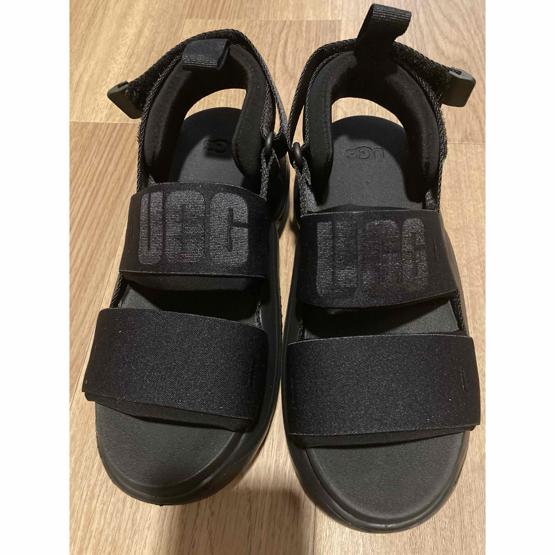 UGG - UGG厚底サンダル箱無し未使用に近いの通販 by 吉田 愛's shop