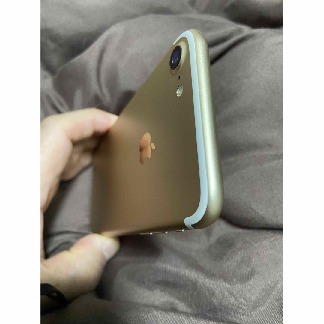 iPhone - iPhone7 32GB ゴールドの通販 by ☆kuroneko☆'s shop｜アイ
