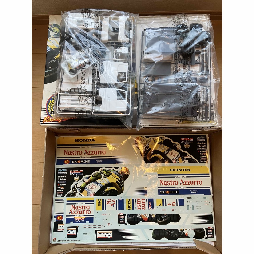 イタレリ 1/24 ホンダ レーシング トラック&トレーラーの通販 by