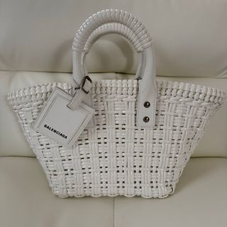 BALENCIAGA（かごバッグ/ストローバッグ）のフリマアイテム一覧