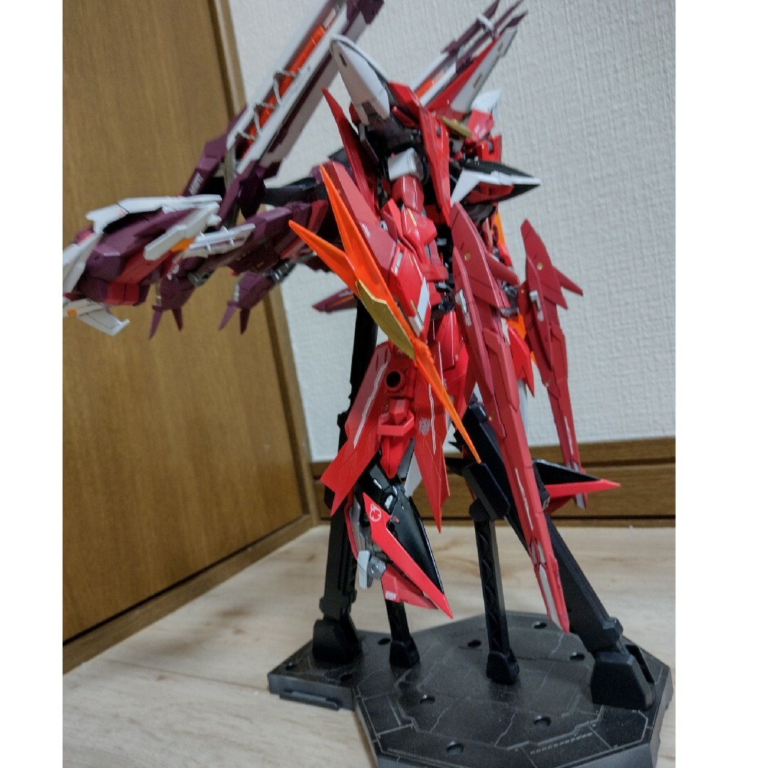 MG 1/100 エクリプスガンダム2号機 全塗装の通販 by ぽよ｜ラクマ
