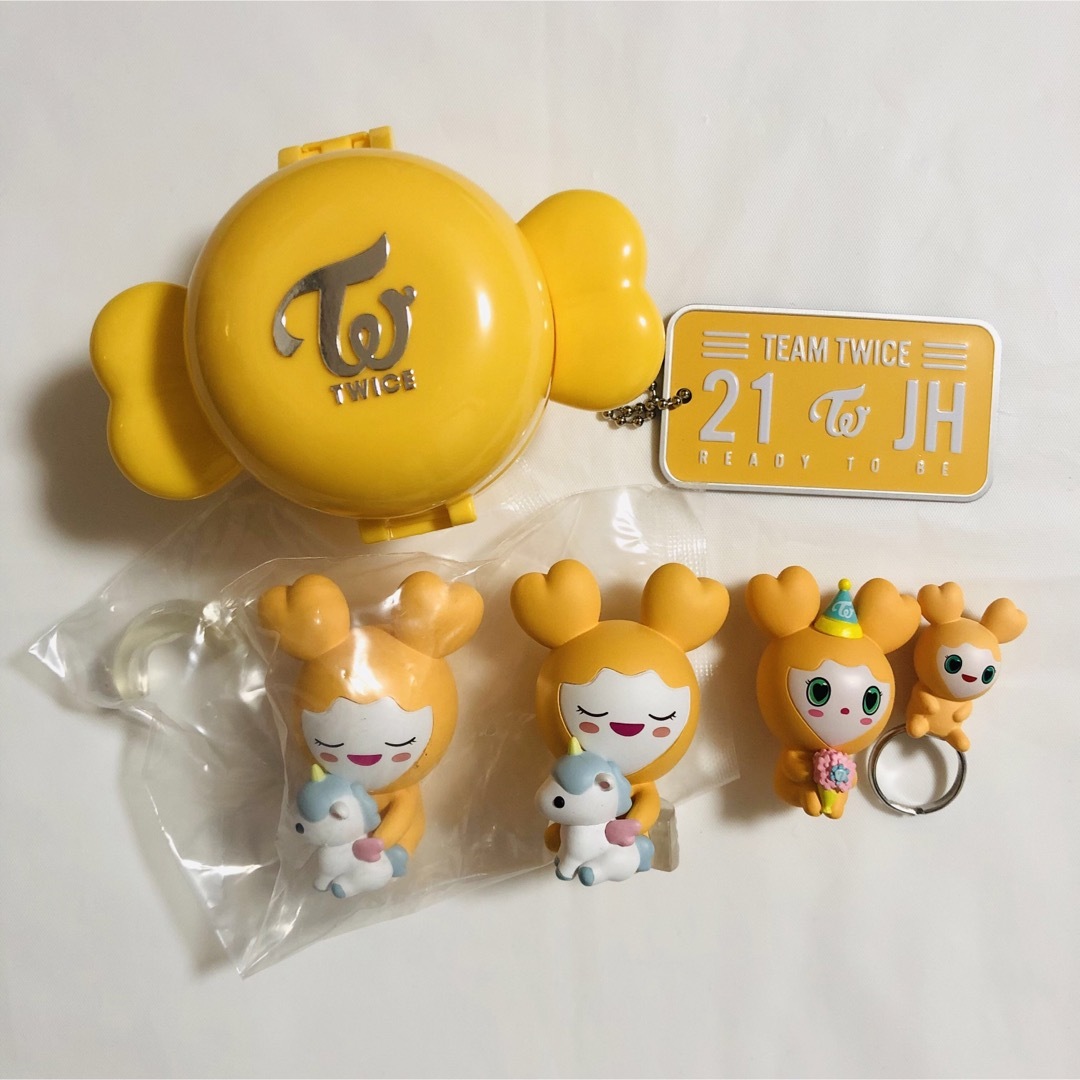 TWICE ジヒョ ガチャ プレートキーホルダー ジブリー ラブリー セット