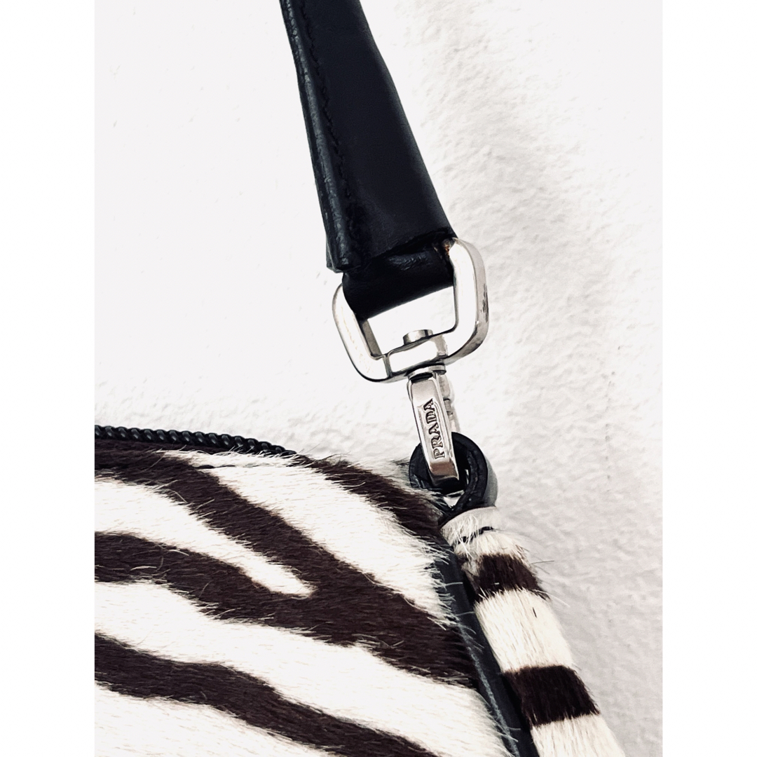 PRADA - PRADA ハラコ ショルダーバッグ ゼブラ柄の通販 by Maggie's
