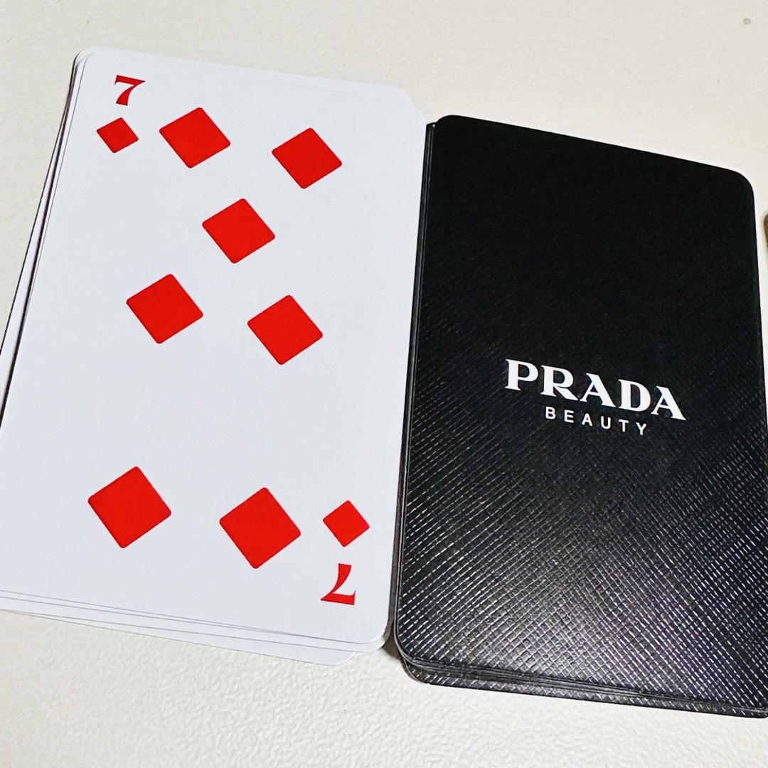 PRADA - プラダ/トランプの通販 by Ryu☆｜プラダならラクマ