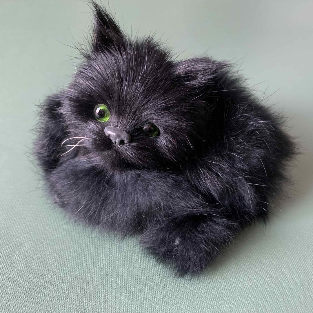 リアルな黒猫ぬいぐるみ ラビットファー アンティーク ビンテージの