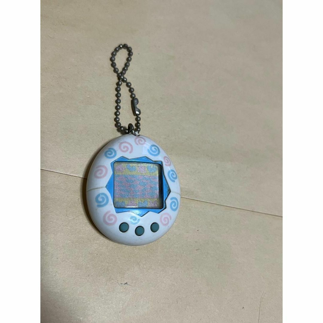 たまごっち 1990年代 白 平成 レトロ たまごっち 1990年代 白 初代