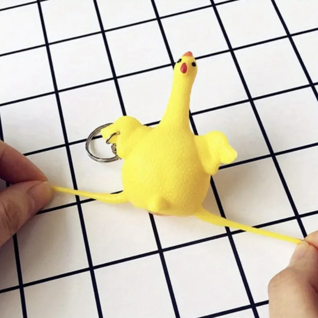 おもしろ スクイーズチキン 卵を産む鶏 キーチェーン ストレス解消 1個