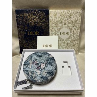 Dior（メイクボックス）のフリマアイテム一覧