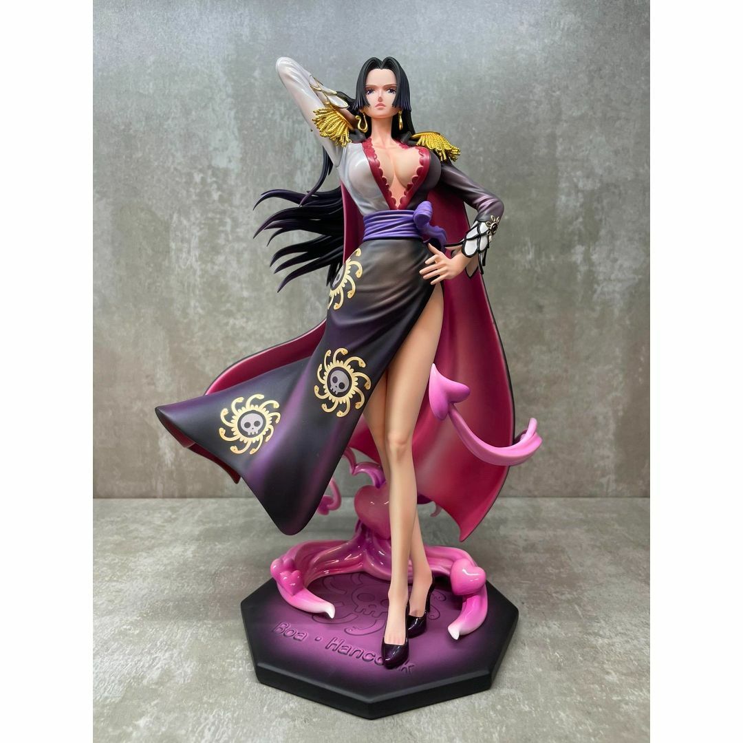 ワンピース 海賊女帝 ハンコック ガレージキット フィギュア 1/8