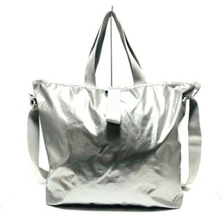 LeSportsac（ショルダーバッグ ・ シルバー/銀色系）のフリマアイテム一覧