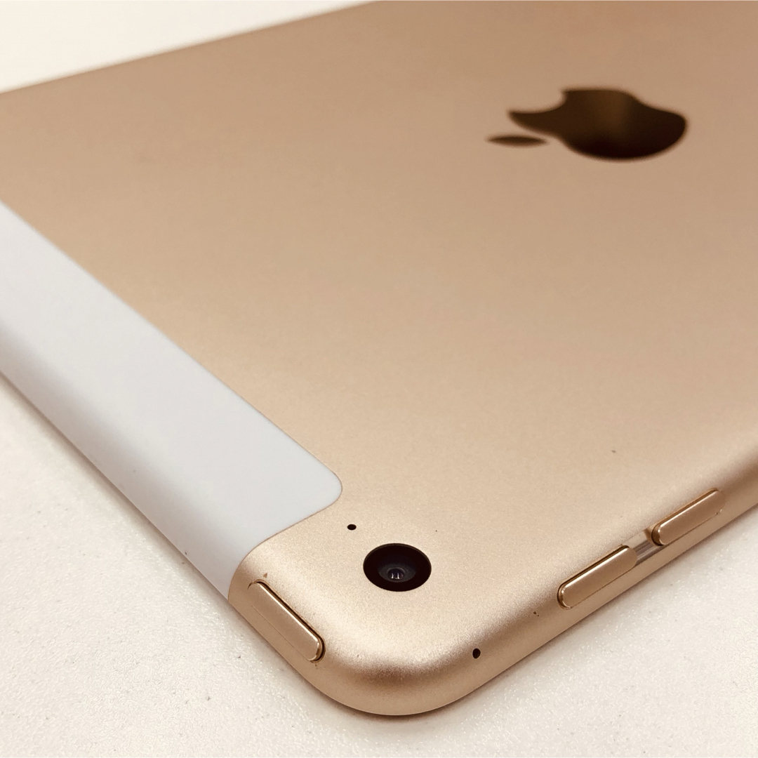 iPad - mini4 Apple iPad ゴールド 128GB ドコモ アップルの通販 by