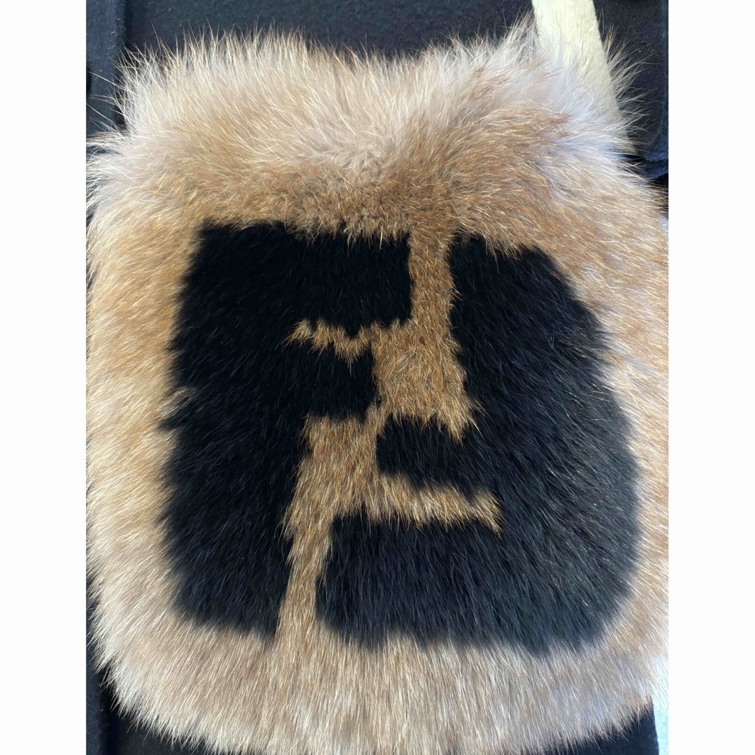 FENDI - FENDI ポケットファーコートの通販 by kira｜フェンディならラクマ