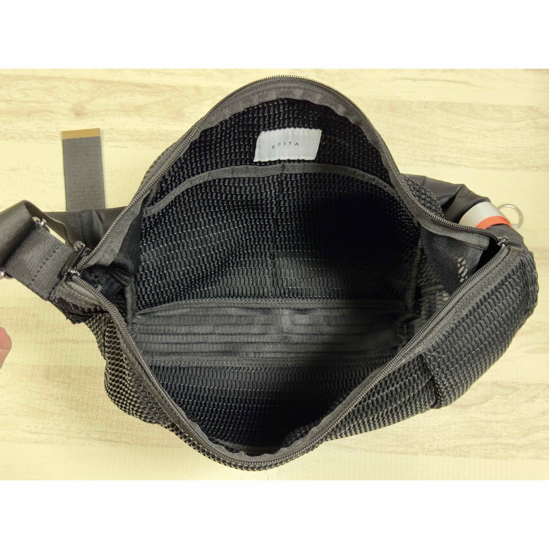エディータ 洗える ボディバッグ Lサイズ ブラック ショルダーバッグ