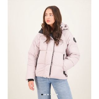 CANADA GOOSE（ピンク/桃色系）のフリマアイテム一覧