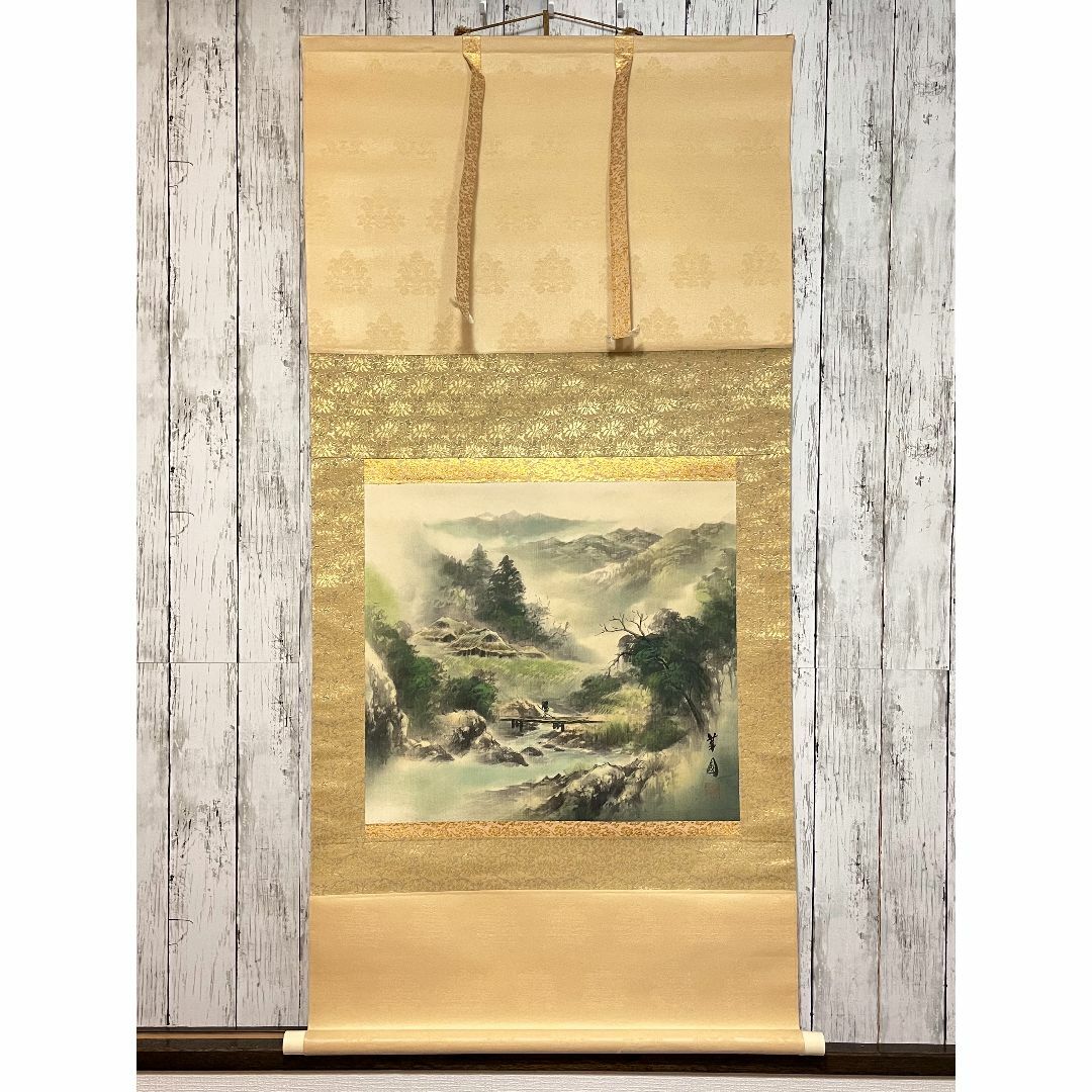 掛け軸 春光 彩色山水 絹本 希少 軸装 茶道具 掛軸 美品 です。 掛け軸