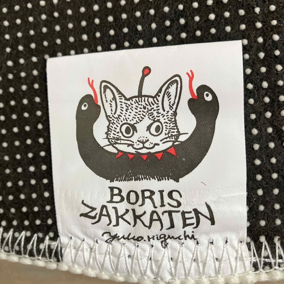 ヒグチユウコ - ヒグチユウコ ギュスターヴくん ボリス雑貨店 玄関