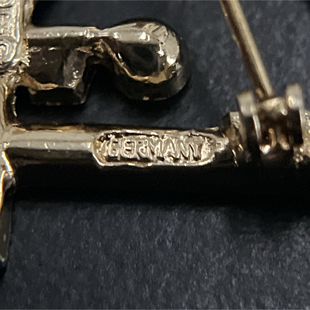 Christian Dior - クリスチャンディオール ピンブローチ ライン